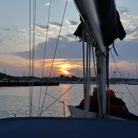 Havingblick Am Yachthafen In Seedorf