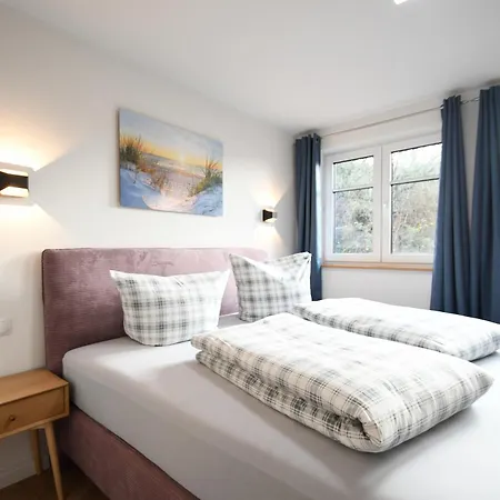 Havingblick Am Yachthafen In Seedorf * Sellin (Rugen)